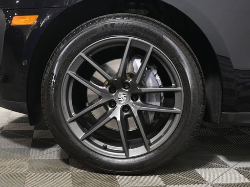 Used 2023 Porsche Macan Turbo AWD/4WD image 12