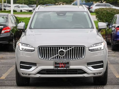 Used 2023 Volvo XC90 B5 Plus w/ Protection Package Premier AWD/4WD image 28