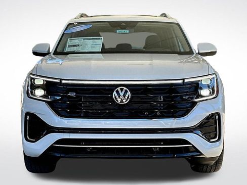 New 2026 Volkswagen Atlas SEL Premium R-Line image 2