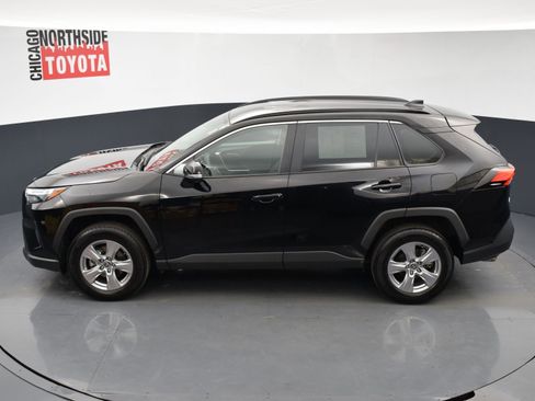 Used 2025 Toyota RAV4 XLE image 17