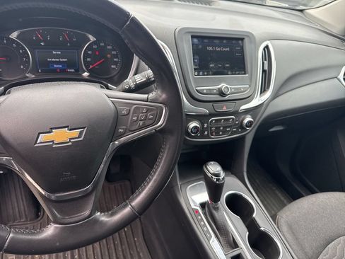 Used 2019 Chevrolet Equinox LT FWD image 9