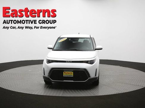 Used 2023 Kia Soul LX FWD image 51