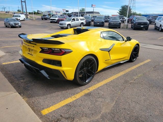 Used 2025 Chevrolet Corvette Z06 RWD image 5