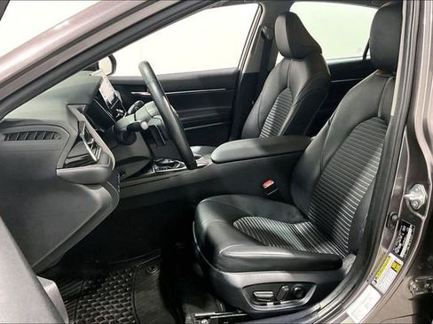 Used 2024 Toyota Camry SE FWD image 22