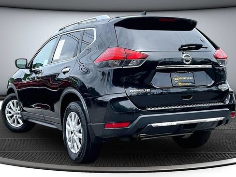 Used 2017 Nissan Rogue SV AWD/4WD image 4