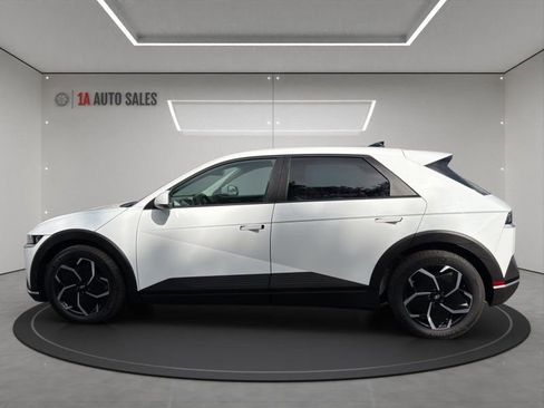 Used 2024 Hyundai Ioniq 5 SE AWD/4WD image 2