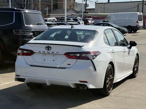 Used 2023 Toyota Camry SE w/ Protection Package (Q2) (TMS) FWD image 4