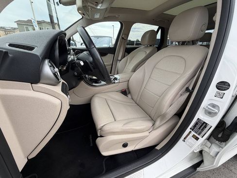 Used 2016 Mercedes-Benz GLC 300 image 12