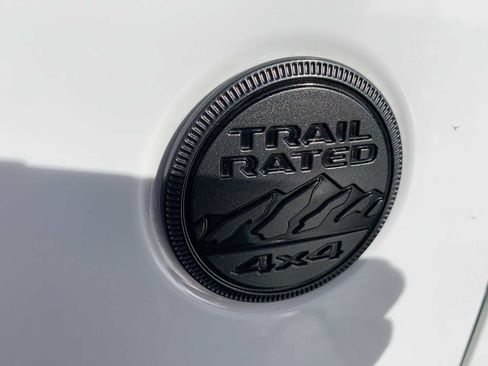 Used 2023 Jeep Wrangler Unlimited Sport image 31