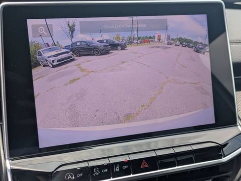 New 2026 Jeep Compass Latitude AWD/4WD image 21