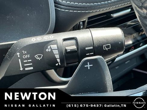 Used 2021 Nissan Rogue Platinum FWD image 34