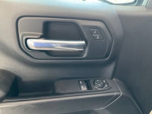 Used 2023 GMC Sierra 1500 Pro w/ Pro Value Package RWD image 5