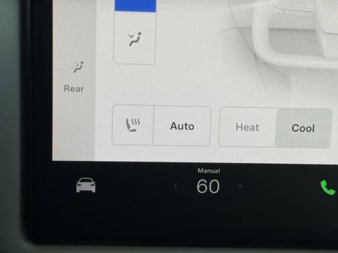 Used 2022 Tesla Model X image 19