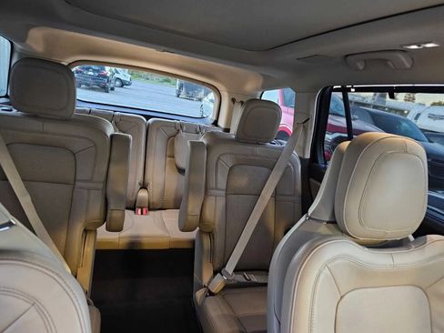 Used 2024 Lincoln Aviator Reserve w/ Equipment Group 201A AWD/4WD image 13