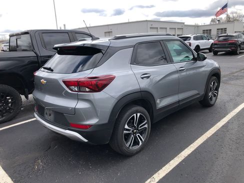 Used 2024 Chevrolet TrailBlazer LT w/ Convenience Package image 4