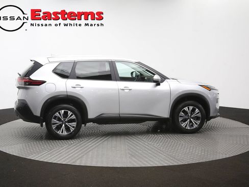 Used 2023 Nissan Rogue SV AWD/4WD image 39