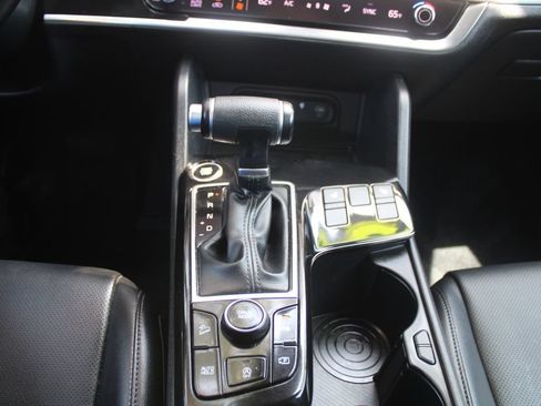Certified 2023 Kia Sportage EX FWD image 33