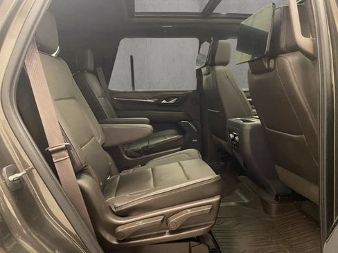 Used 2021 GMC Yukon Denali w/ Denali Premium Package AWD/4WD image 24