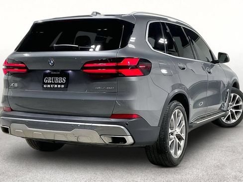 Used 2024 BMW X5 sDrive40i w/ Premium Package RWD image 2