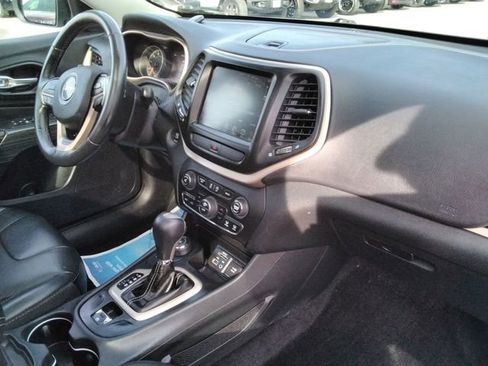 Used 2016 Jeep Cherokee Limited w/ Trailer Tow Group image 22