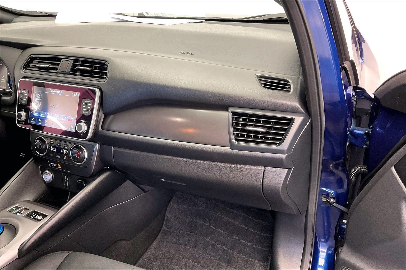 Used 2024 Nissan Leaf S FWD image 15
