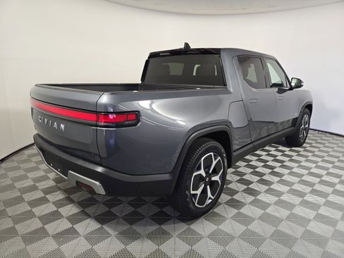 Used 2024 Rivian R1T Adventure image 5