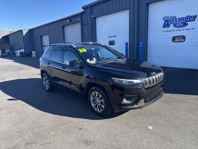 Used 2020 Jeep Cherokee Latitude Plus w/ Comfort/Convenience Group
