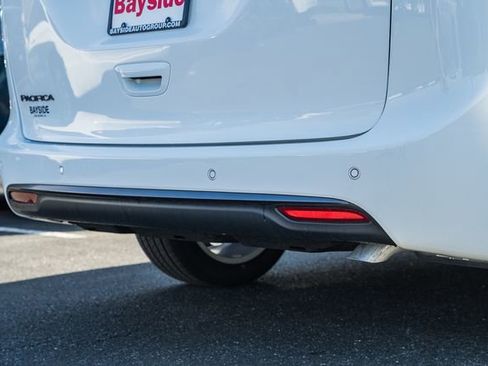 New 2026 Chrysler Pacifica Select FWD image 10