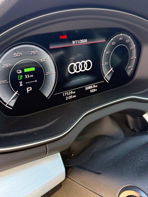 Used 2024 Audi Q5 e Premium Plus w/ Premium Plus Package AWD/4WD image 8