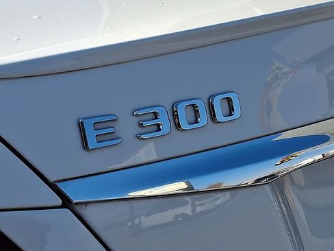 Used 2017 Mercedes-Benz E 300 E 300 Sport RWD Sedan image 30