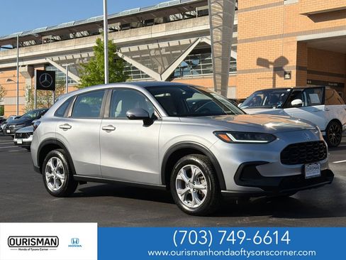 Used 2023 Honda HR-V LX image 1