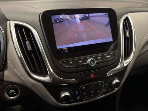 Used 2019 Chevrolet Equinox Premier image 21