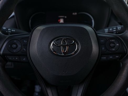 Used 2023 Toyota RAV4 LE image 25