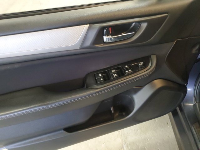 Used 2016 Subaru Legacy 2.5i Premium AWD/4WD image 12