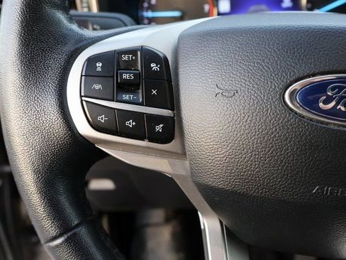 Used 2022 Ford Explorer XLT w/ Equipment Group 202A image 36