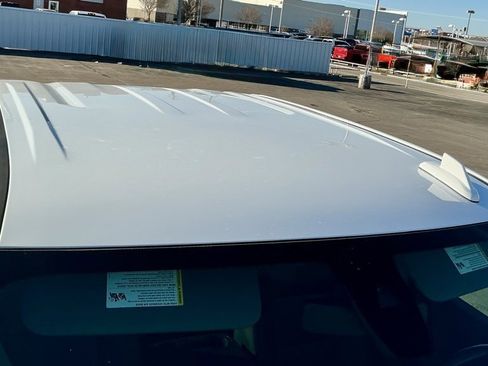 Used 2022 Chevrolet Silverado 1500 LTZ image 12