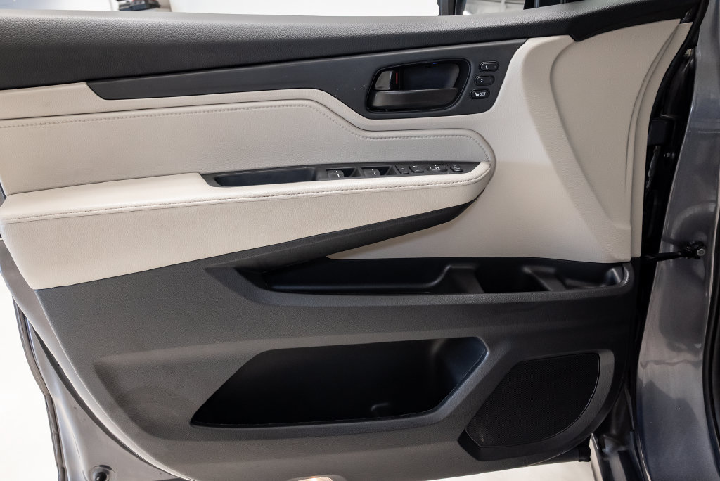 Used 2025 Honda Odyssey EX-L image 11
