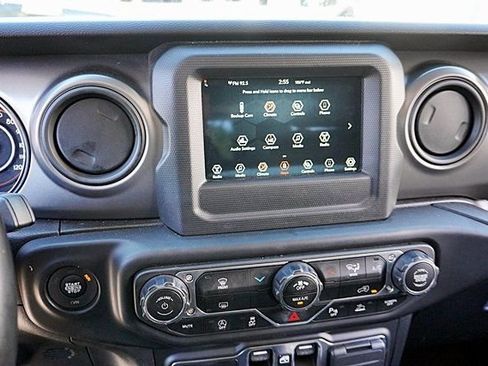 Certified 2022 Jeep Wrangler Unlimited Sport image 25