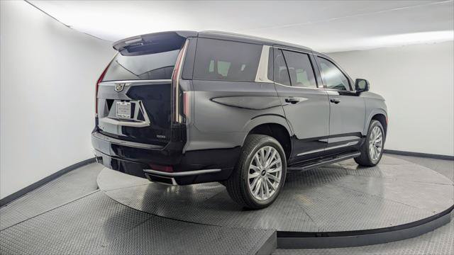 Used 2023 Cadillac Escalade Luxury w/ LPO, Floor Liner Package RWD image 8