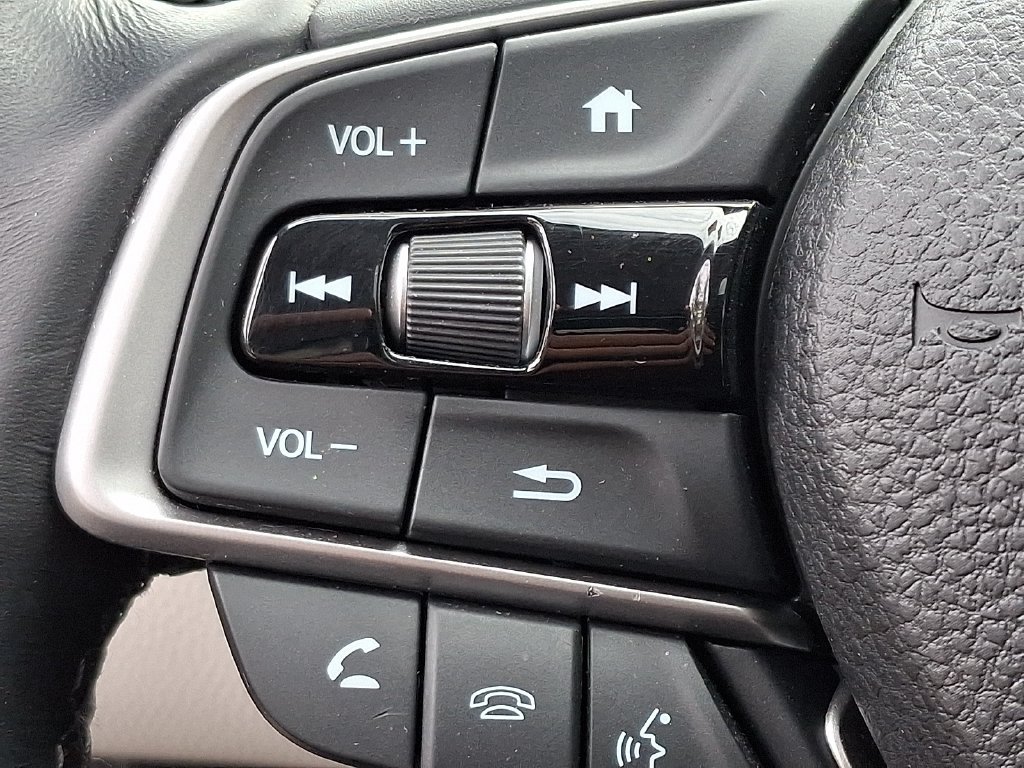 Used 2018 Honda Accord EX-L image 22
