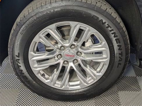 Used 2023 GMC Yukon SLT image 8