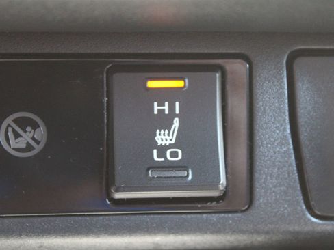 Used 2019 Toyota RAV4 XLE w/ Convenience Package AWD/4WD image 41
