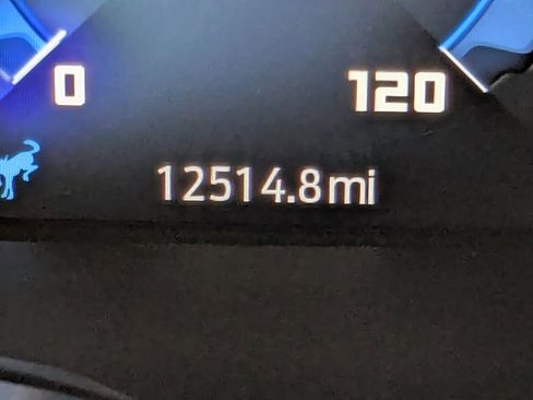 Used 2025 Ford Bronco Badlands image 24