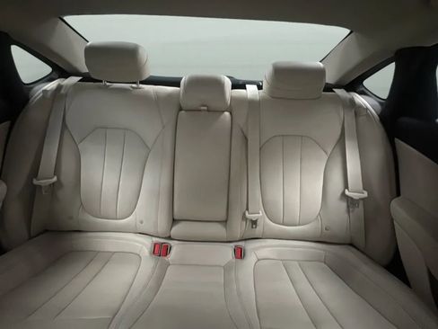 Used 2015 Chrysler 200 C w/ Navigation & Sound Group I FWD image 18