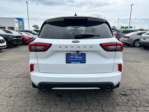 Certified 2024 Ford Escape ST-Line w/ Equipment Group 301A FWD image 7