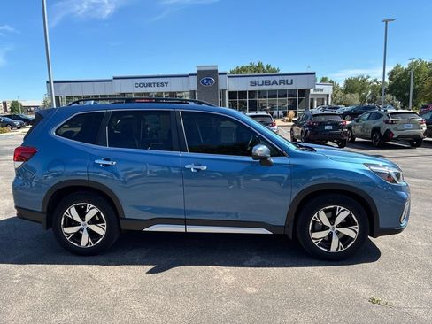 Used 2019 Subaru Forester Touring AWD/4WD image 1