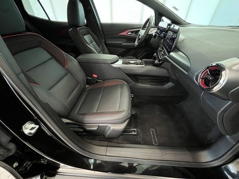 Certified 2024 Chevrolet Equinox EV RS image 31