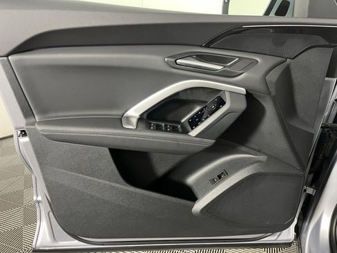 Used 2025 Audi Q5 Premium w/ 19" Wheel Package image 18