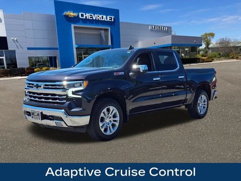 Used 2023 Chevrolet Silverado 1500 LTZ AWD/4WD image 34