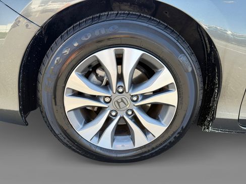 Used 2013 Honda Accord LX image 9